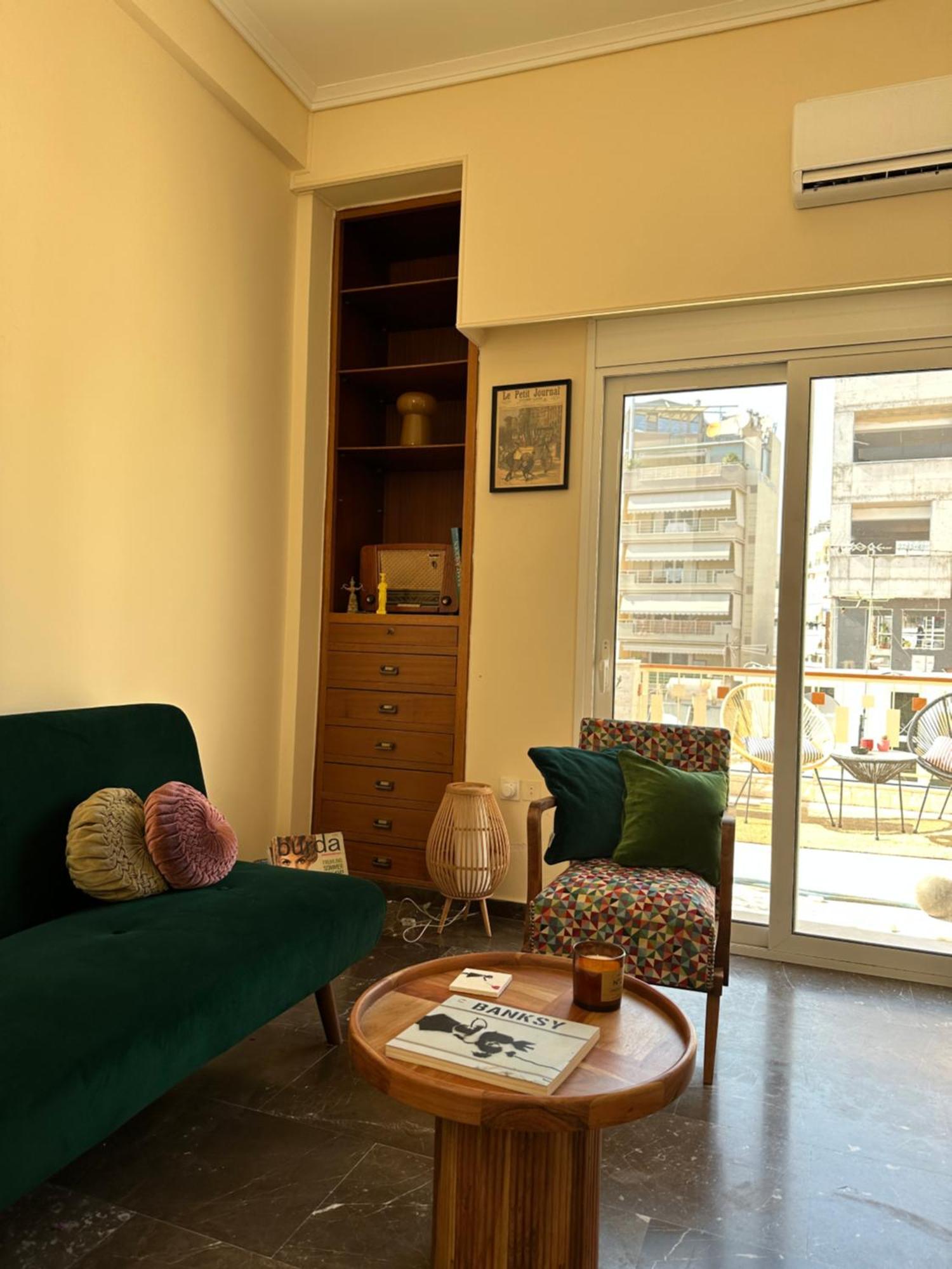 Midcentury Modern Apartment Piraeus